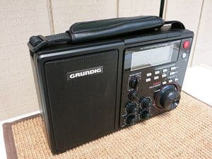 Shortwave Radio With Antenna Shortwave Radio With Antenna