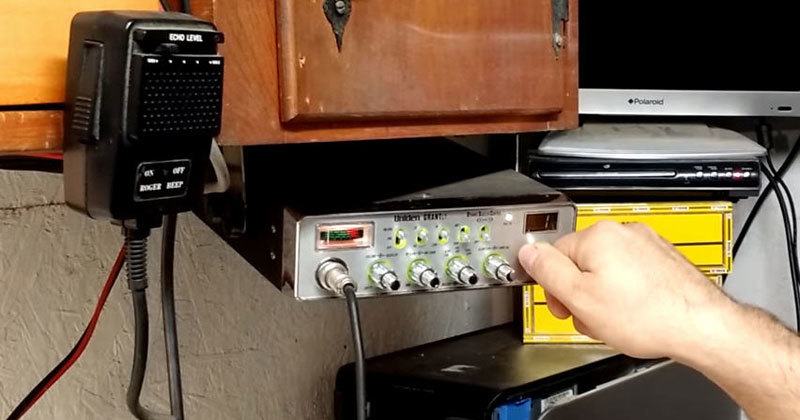 How To Use A CB Radio How To Use A CB Radio